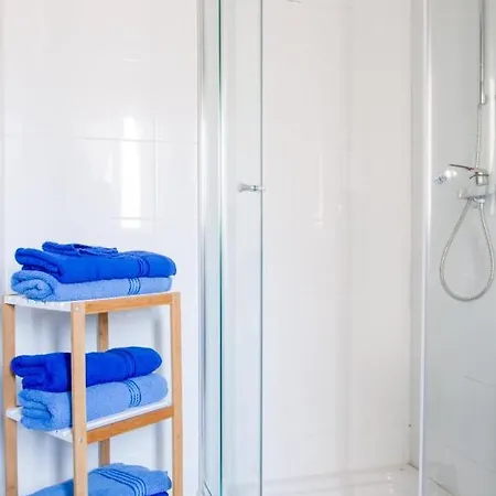 Luxury 3br By The Sea, Prime Location Apartamento